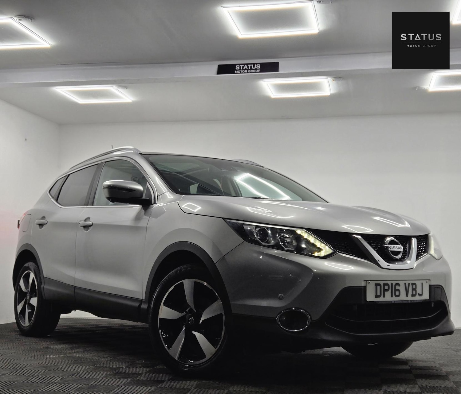 Used Nissan Qashqai 2016 for sale - 77274444: Photo 2