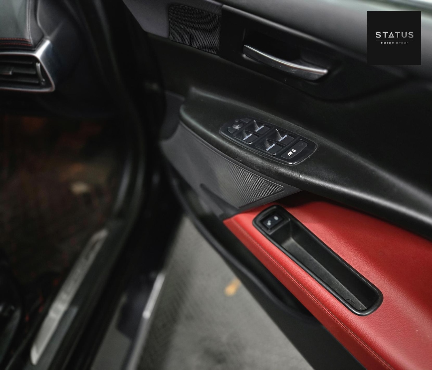 Used Jaguar XE 2018 for sale - 76631077: Photo 13