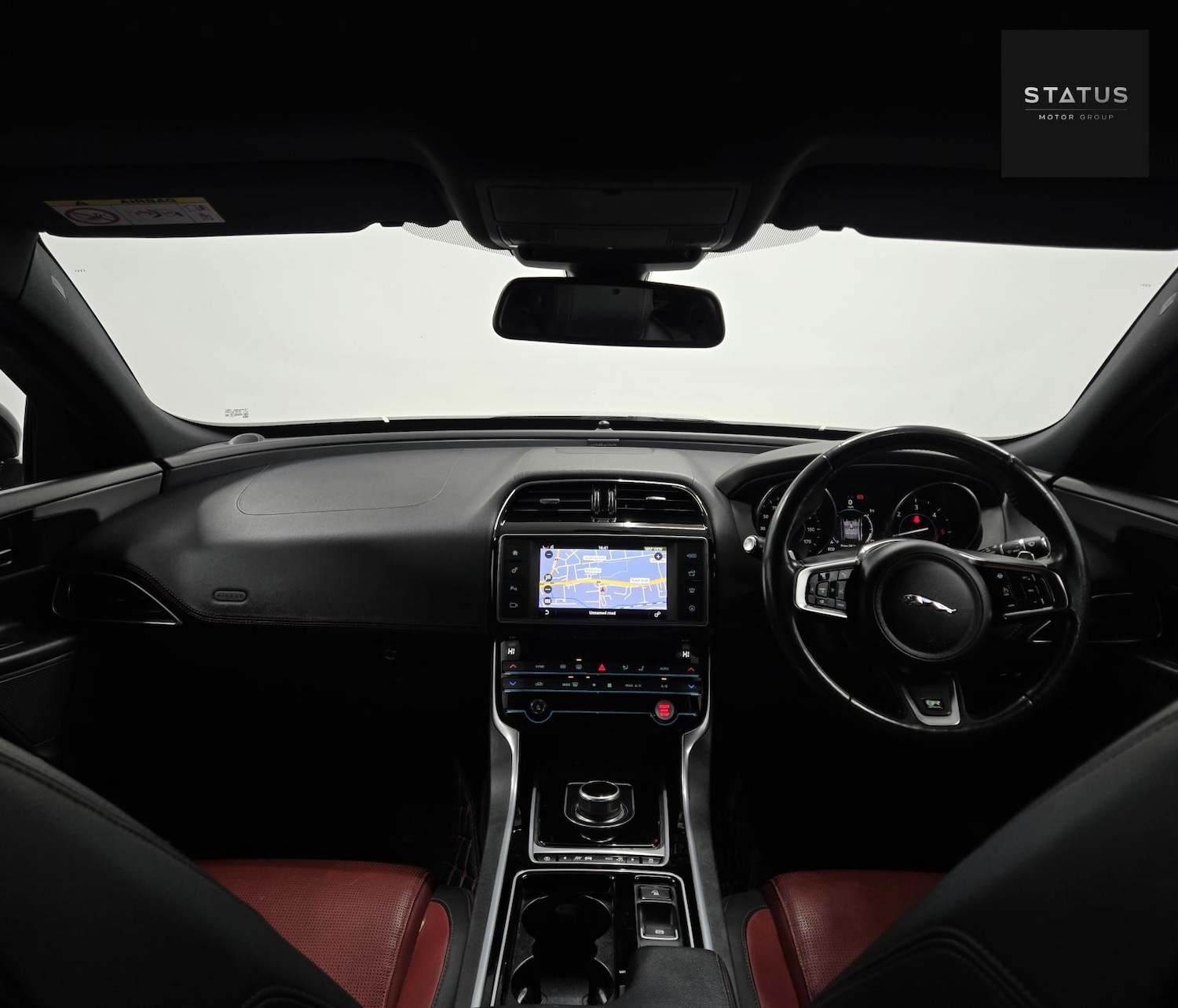 Used Jaguar XE 2018 for sale - 76631077: Photo 16