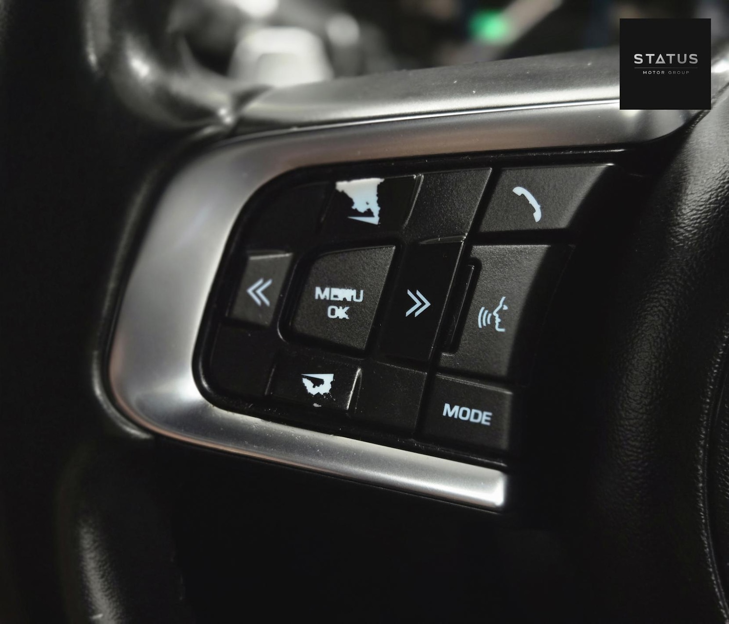 Used Jaguar XE 2018 for sale - 76631077: Photo 21