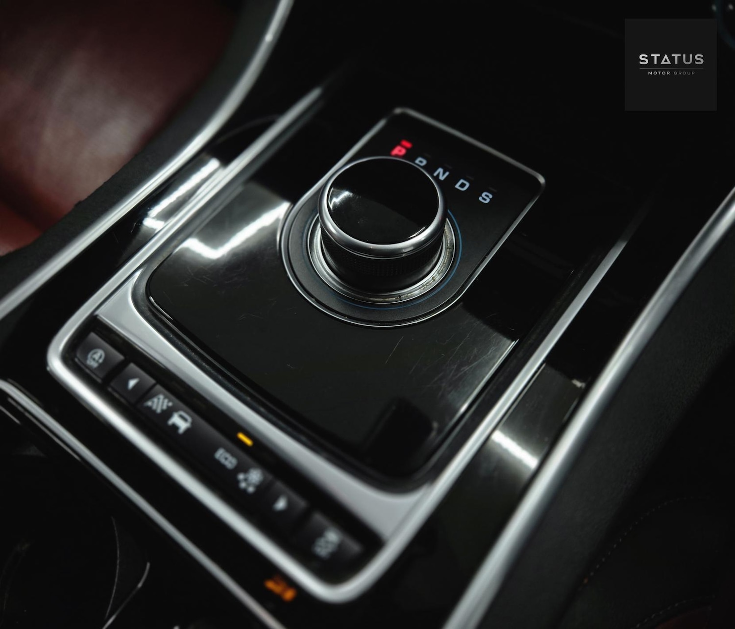 Used Jaguar XE 2018 for sale - 76631077: Photo 26