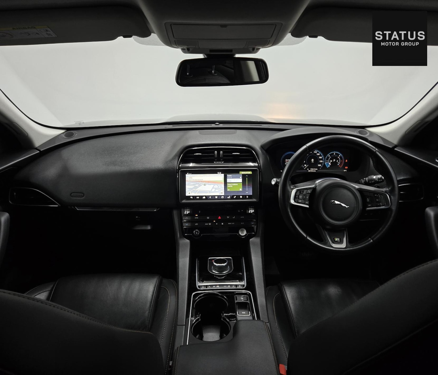 Used Jaguar F-Pace 2016 for sale - 76440084: Photo 13