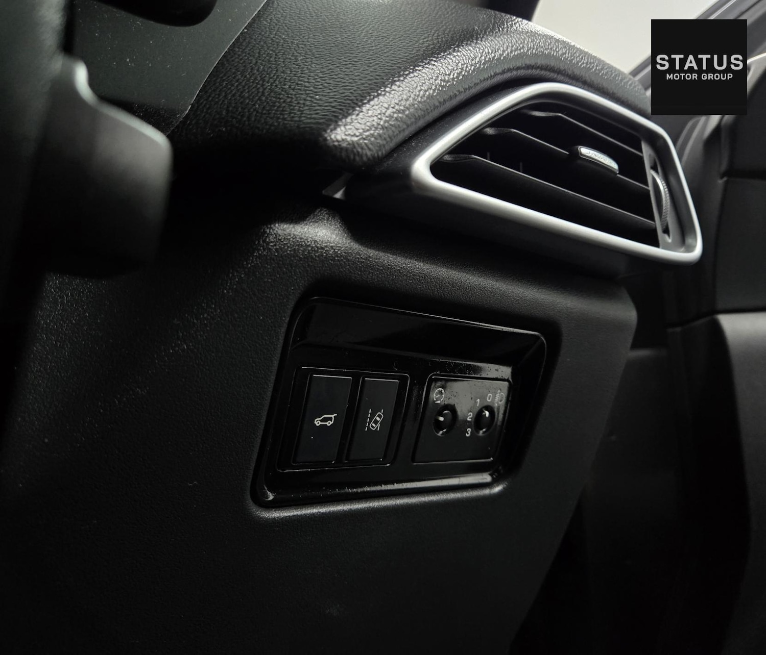 Used Jaguar F-Pace 2016 for sale - 76440084: Photo 21