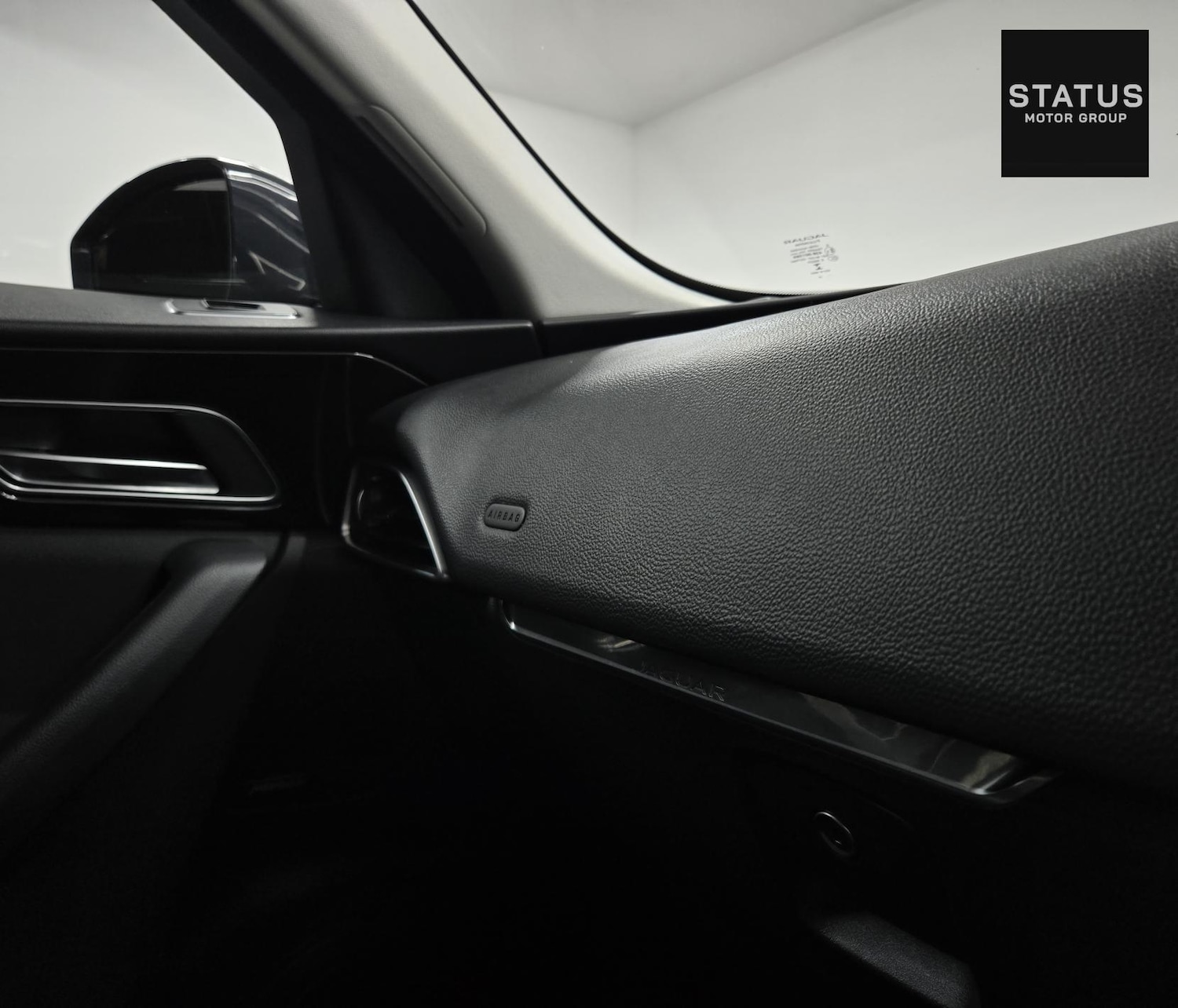 Used Jaguar F-Pace 2016 for sale - 76440084: Photo 28