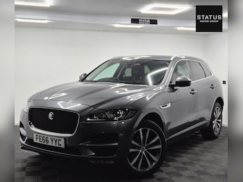 Used Jaguar F-Pace 2016 for sale - 76440084: Photo