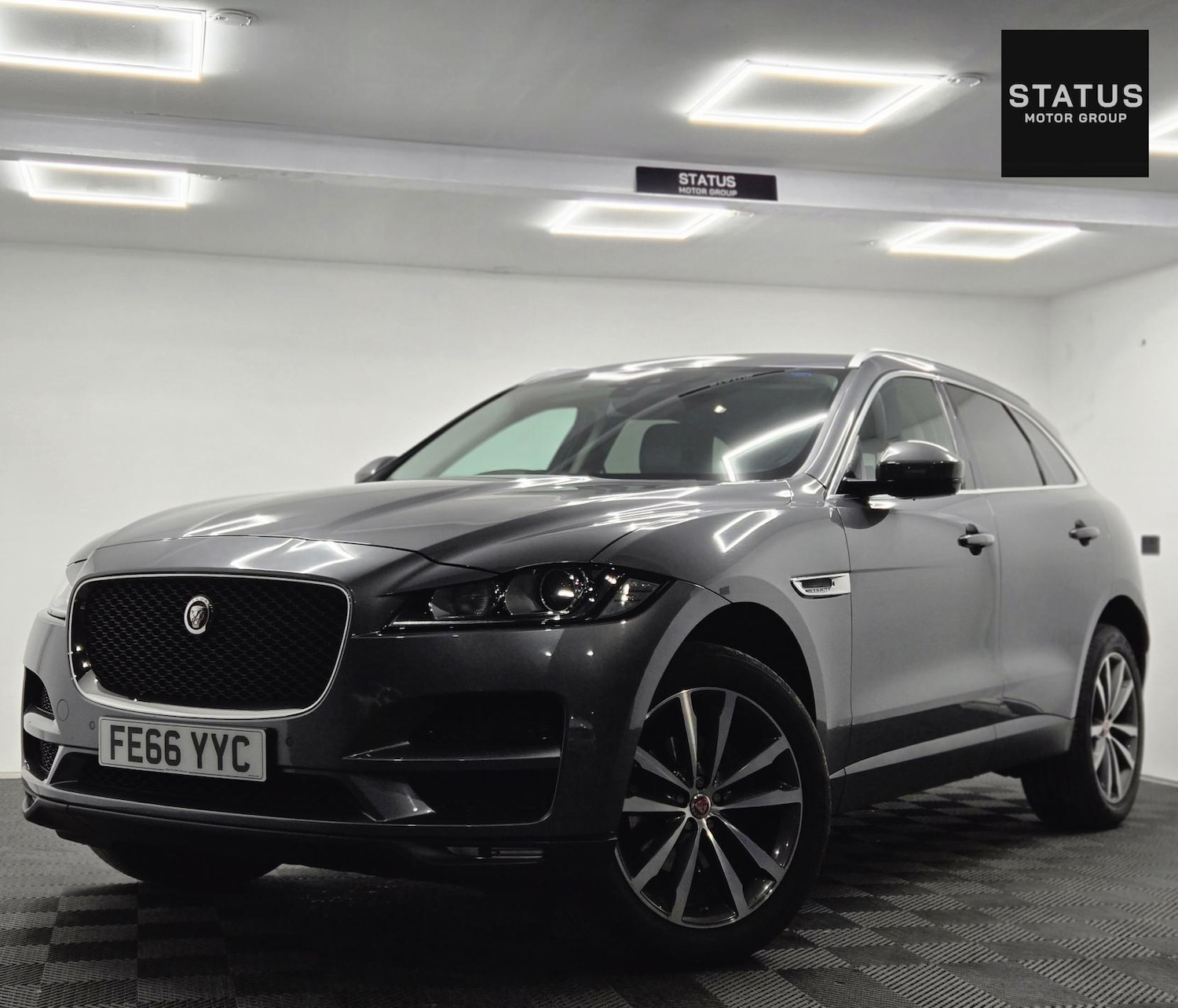 Used Jaguar F-Pace 2016 for sale - 76440084: Photo 5