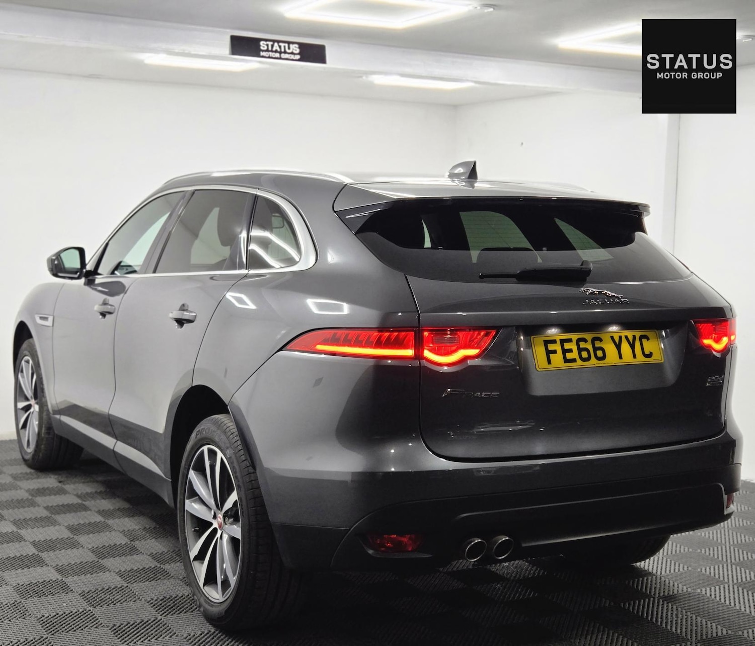 Used Jaguar F-Pace 2016 for sale - 76440084: Photo 7