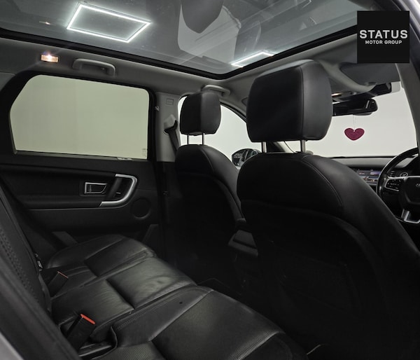 Used Land Rover Discovery Sport 2016 for sale - 76297275: Photo 24