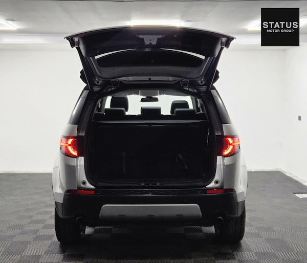 Used Land Rover Discovery Sport 2016 for sale - 76297275: Photo 8