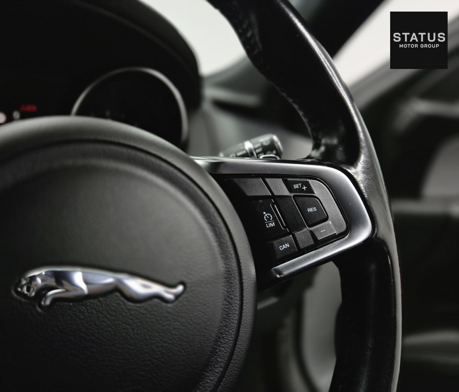 Used Jaguar F-Pace 2018 for sale - 76440085: Photo 15