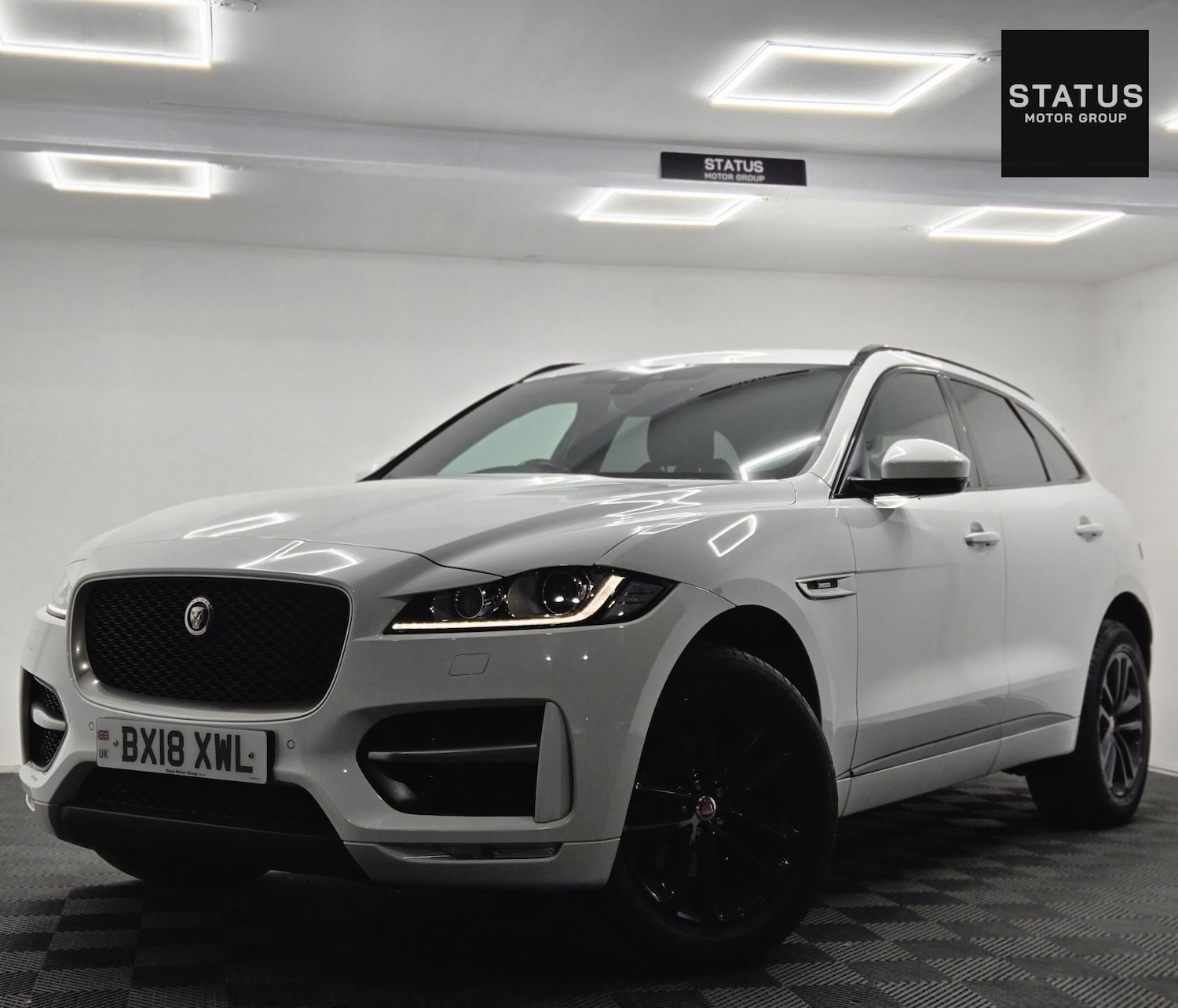 Used Jaguar F-Pace 2018 for sale - 76440085: Photo 5