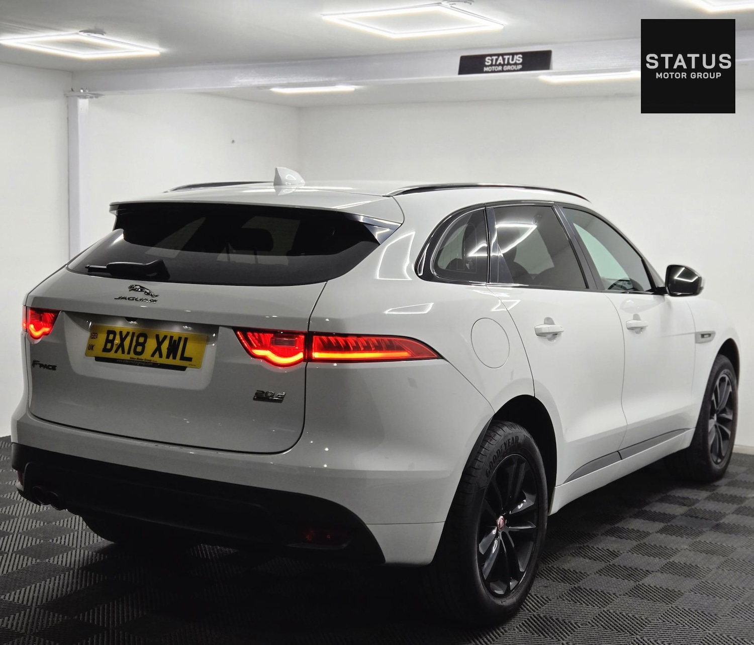 Used Jaguar F-Pace 2018 for sale - 76440085: Photo 7