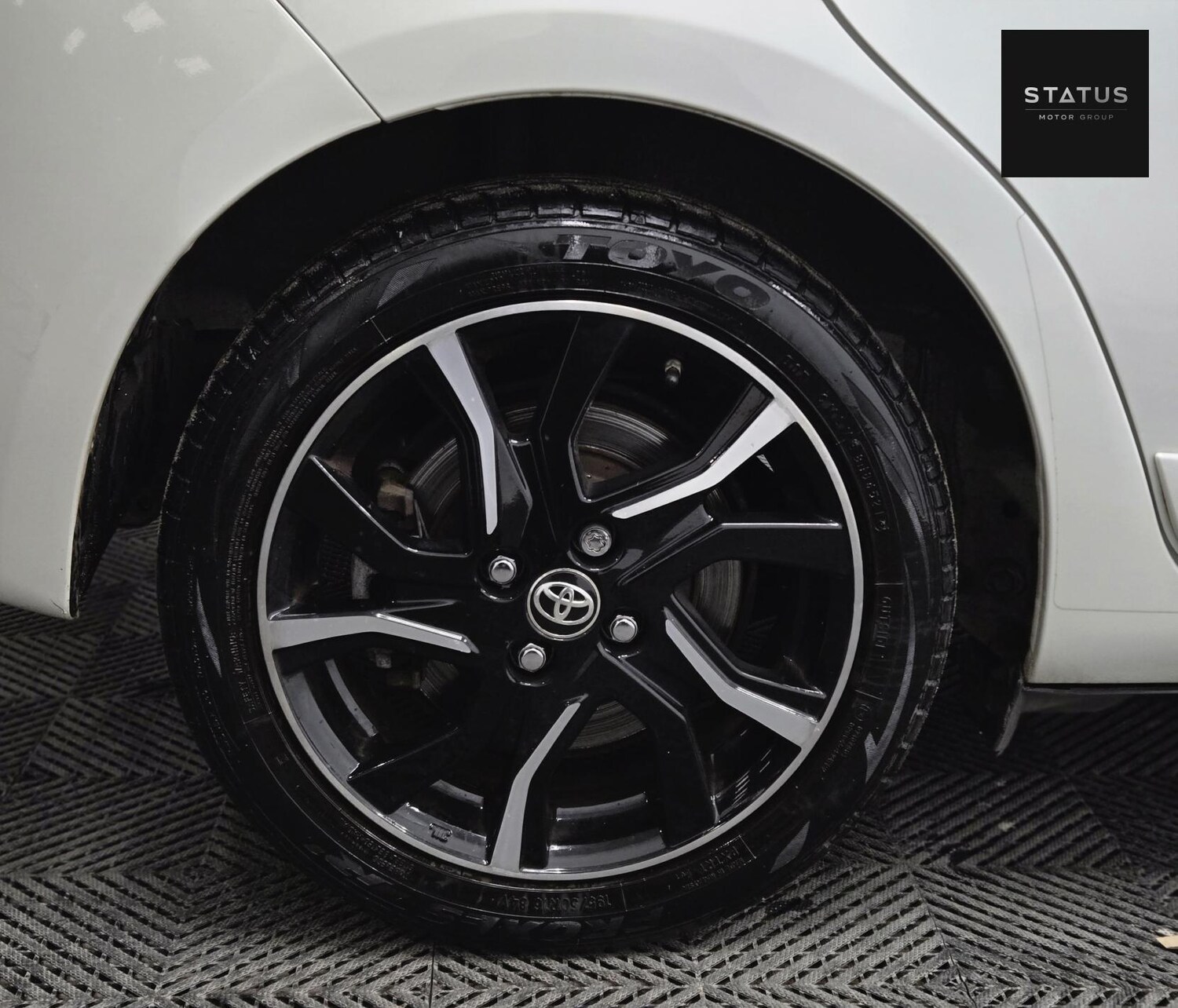 Used Toyota Yaris 2018 for sale - 77707113: Photo 12