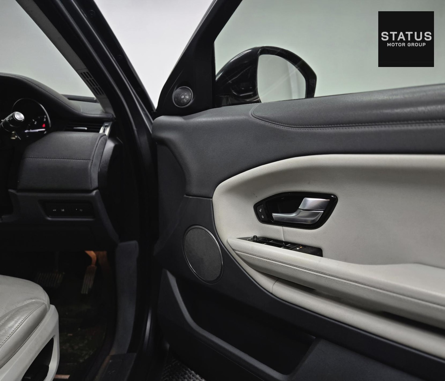 Used Land Rover Range Rover Evoque 2015 for sale - 76359008: Photo 24
