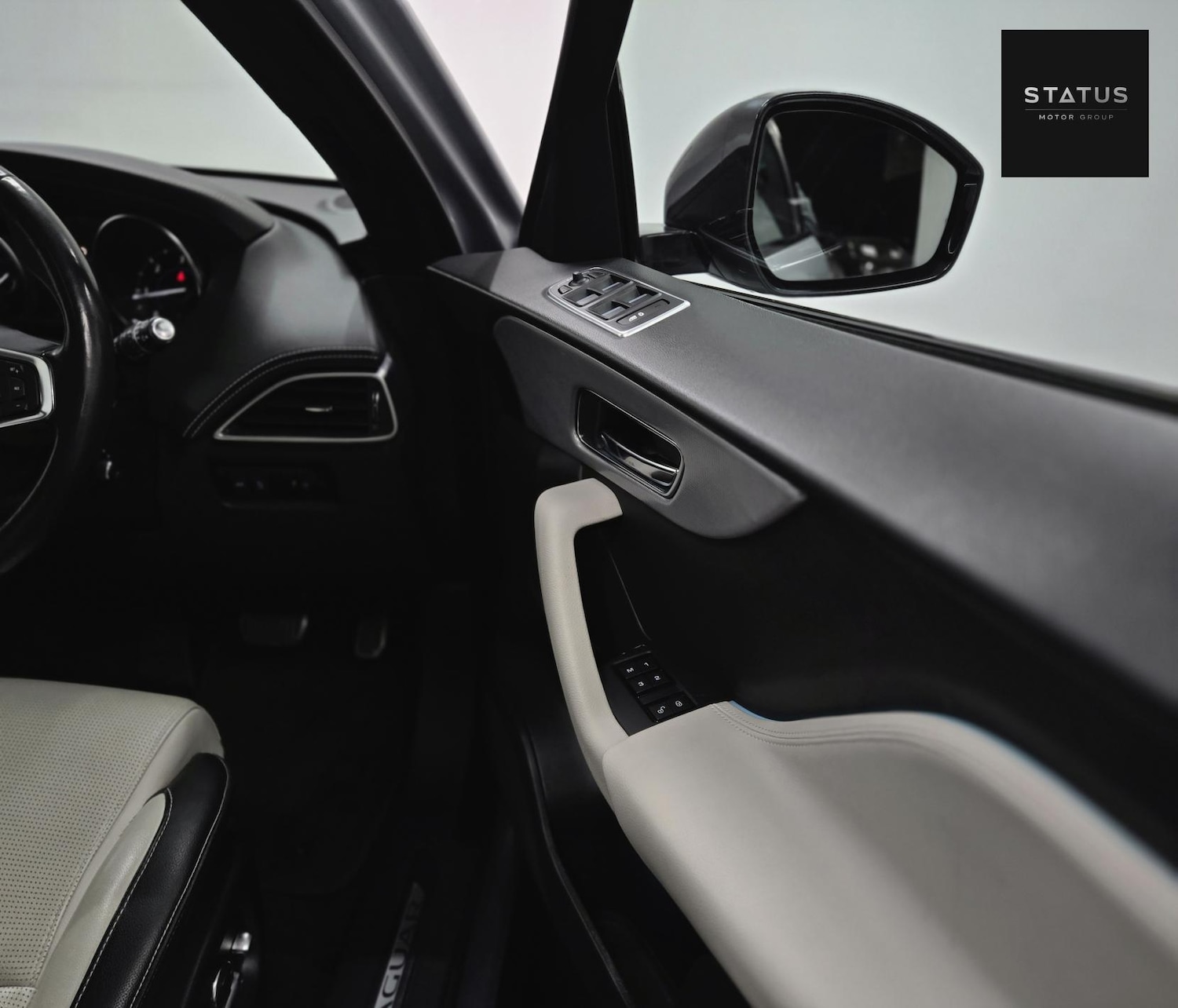 Used Jaguar F-Pace 2018 for sale - 77118891: Photo 13