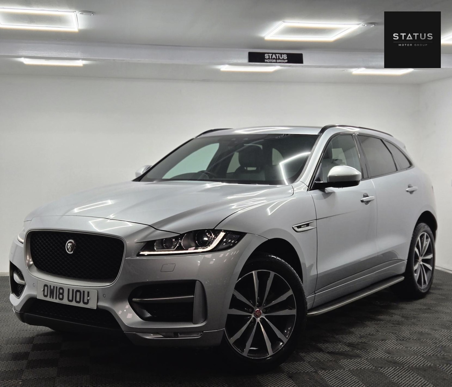 Used Jaguar F-Pace 2018 for sale - 77118891: Photo 4