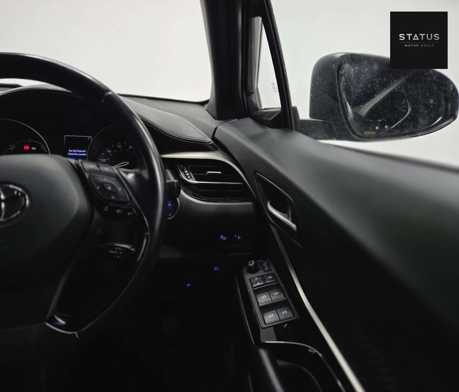 Used Toyota C-HR 2018 for sale - 76960677: Photo 15