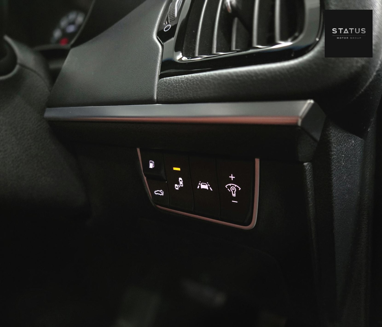 Used Kia Stinger 2017 for sale - 77367219: Photo 18