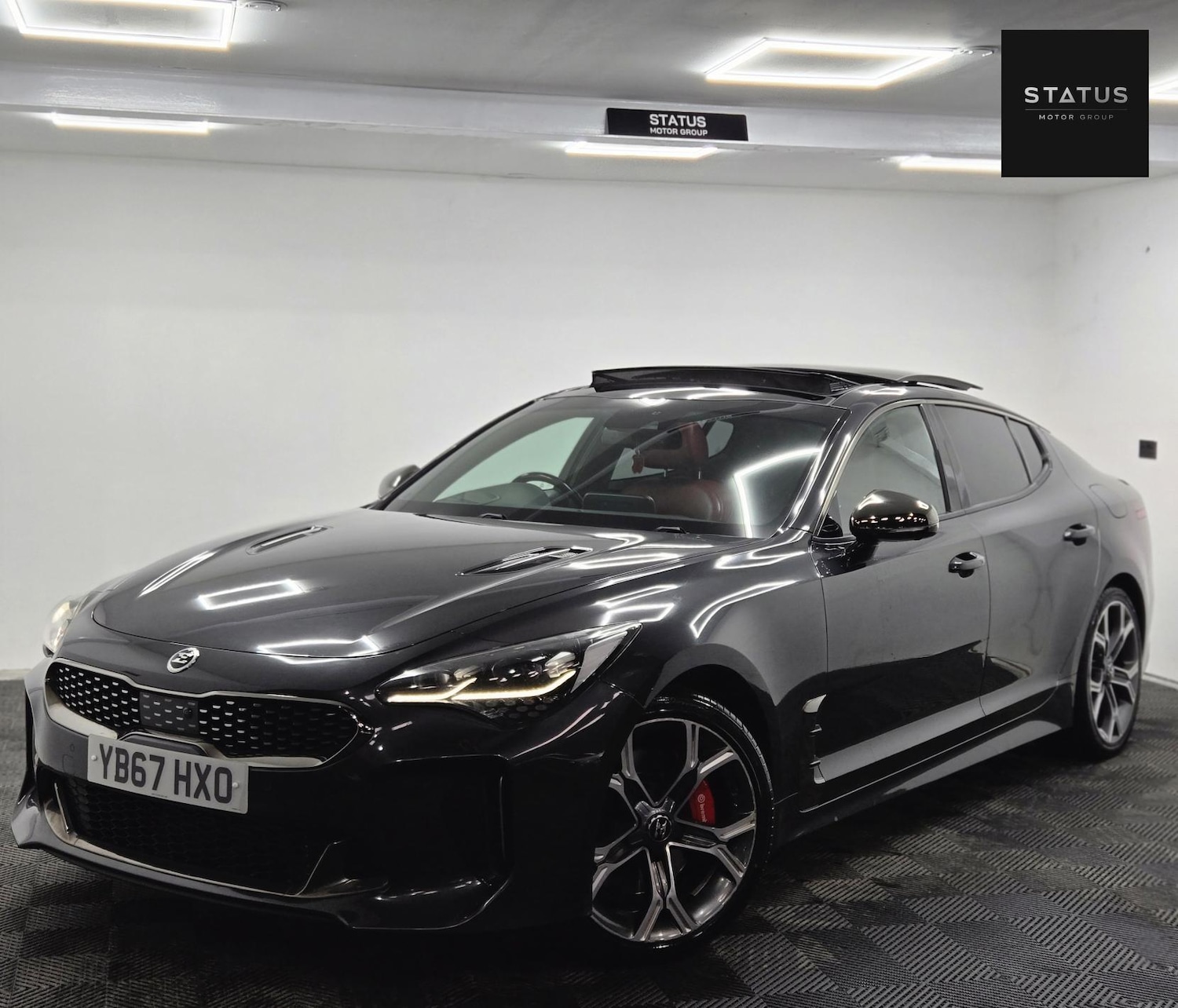 Used Kia Stinger 2017 for sale - 77367219: Photo 4