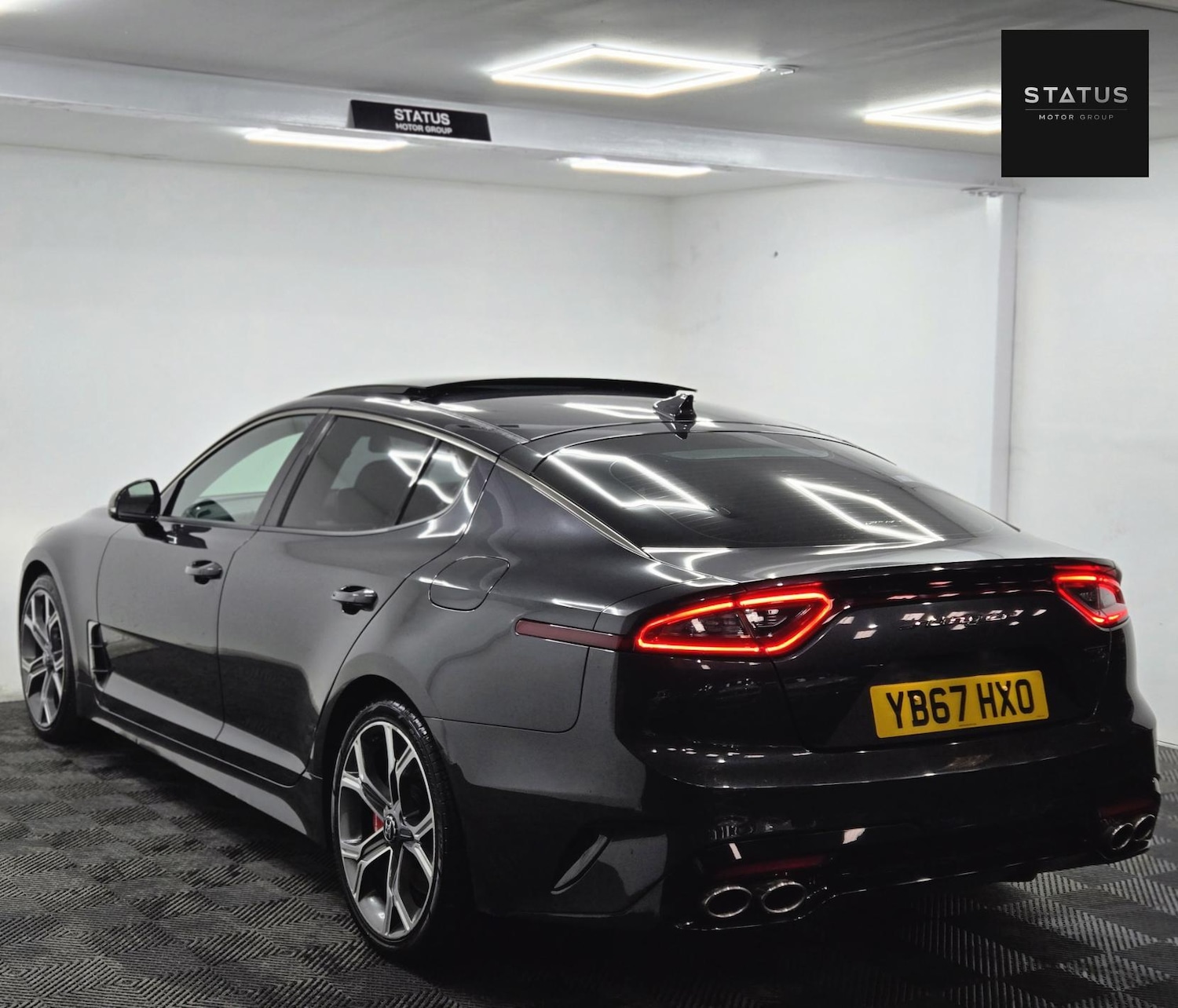 Used Kia Stinger 2017 for sale - 77367219: Photo 8