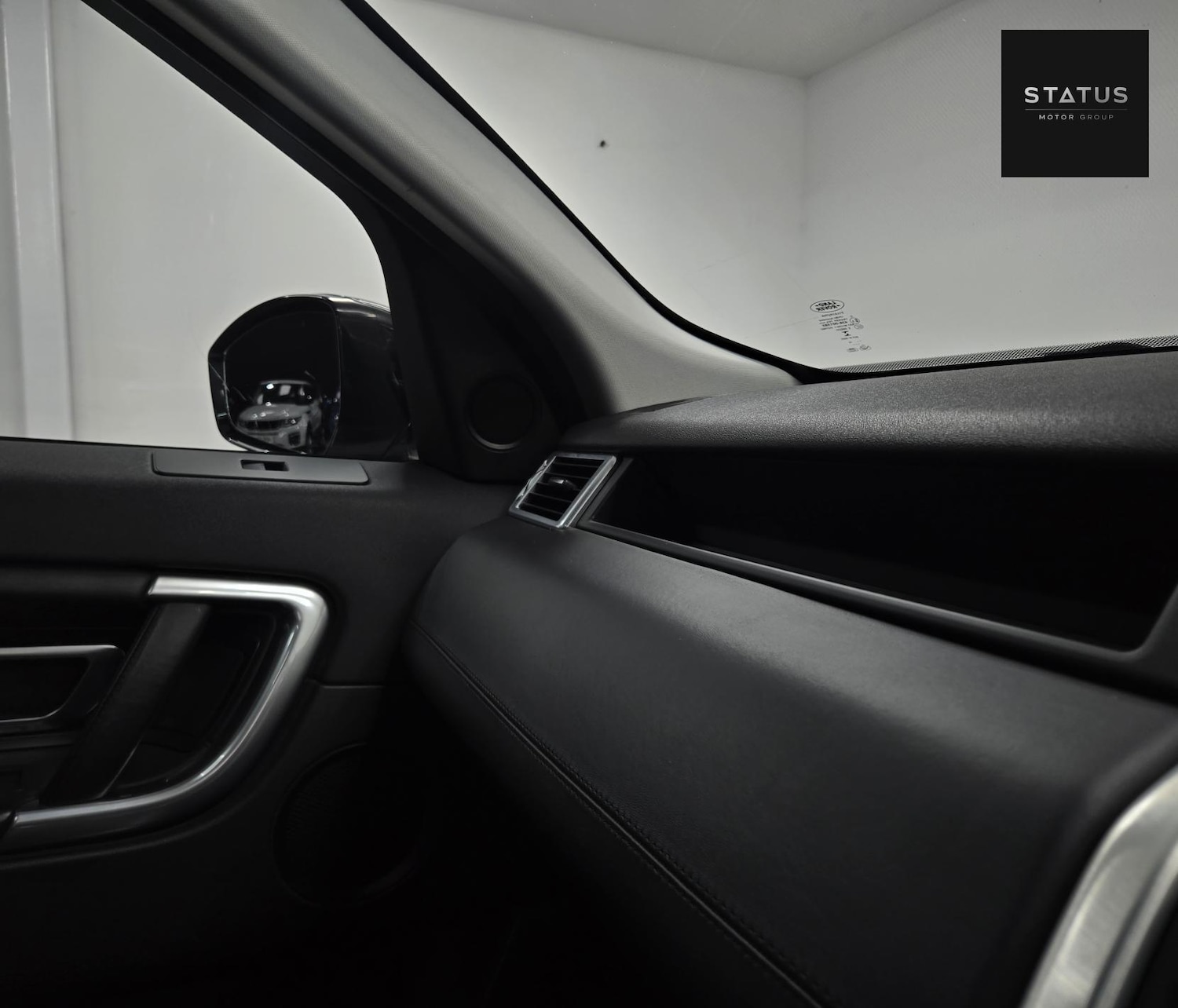 Used Land Rover Discovery Sport 2016 for sale - 76590088: Photo 28