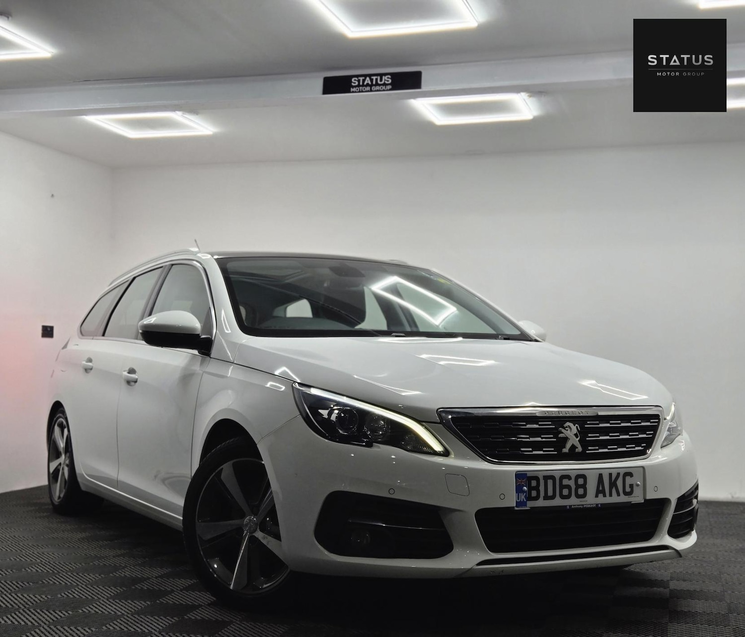 Used Peugeot 308 2018 for sale - 76583994: Photo 2
