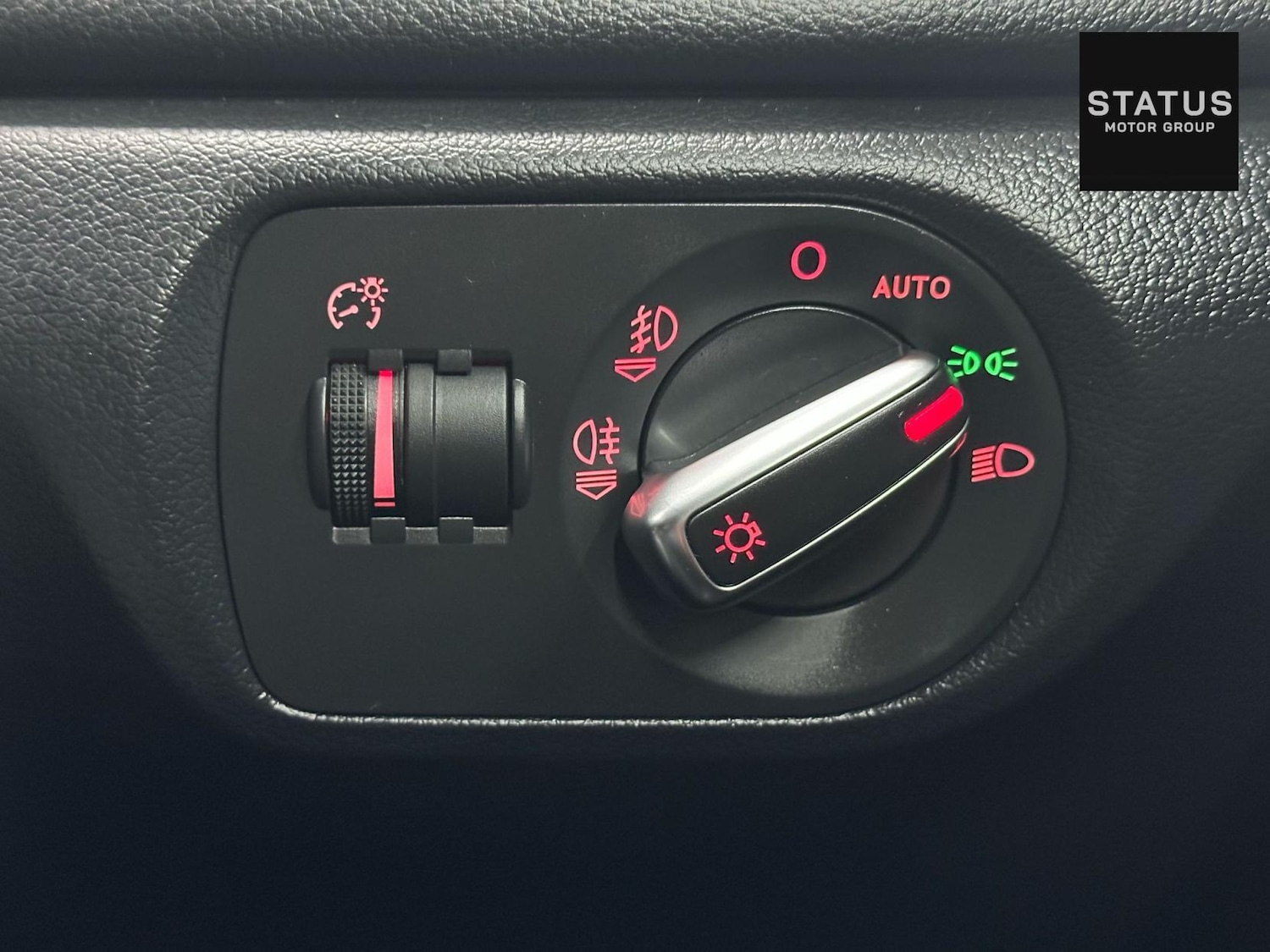 Used Audi Q3 2014 for sale - 77653317: Photo 11