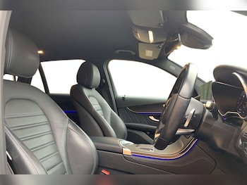 Used Mercedes-Benz GLC 2020 for sale - 76514817: Photo