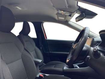 Used Renault Captur 2020 for sale - 74869131: Photo