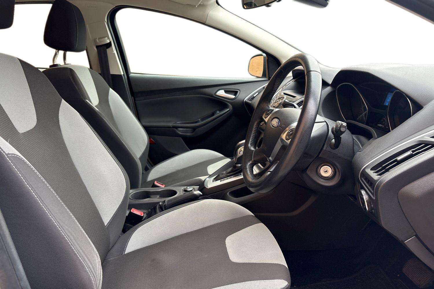 Used Ford Focus 2013 for sale - 77420340: Photo 4