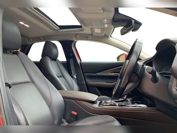 Used Mazda CX-30 2022 for sale - 76124860: Photo