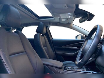 Used Mazda CX-30 2021 for sale - 76375540: Photo