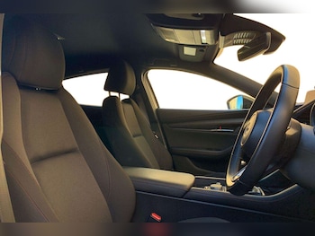 Used Mazda Mazda3 2023 for sale - 76635661: Photo