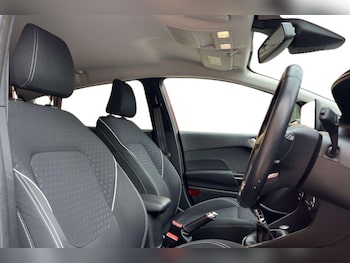 Used Ford Fiesta 2019 for sale - 78754048: Photo