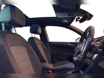 Used Volkswagen Tiguan 2016 for sale - 77434932: Photo