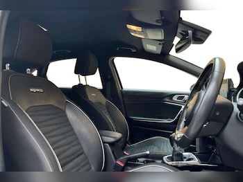 Used Kia Ceed 2023 for sale - 78827991: Photo