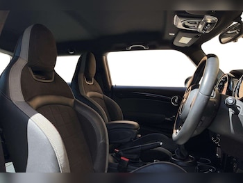 Used MINI Hatch 2021 for sale - 78754055: Photo