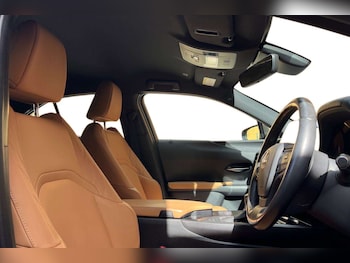 Used Lexus UX 2023 for sale - 78693444: Photo