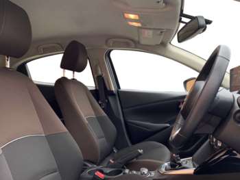Used Mazda Mazda2 2023 for sale - 74141997: Photo