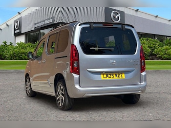 Used Toyota PROACE CITY Verso 2025 for sale - 79349715: Photo