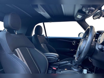 Used MINI Convertible 2019 for sale - 78239447: Photo