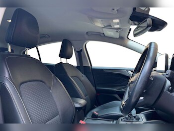 Used Ford Focus 2018 for sale - 78575806: Photo