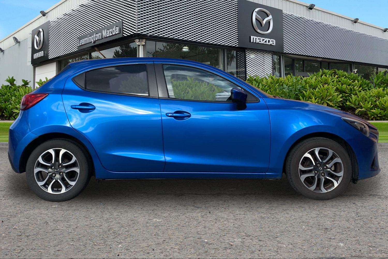 Used Mazda Mazda2 2015 for sale - 77480264: Photo 6
