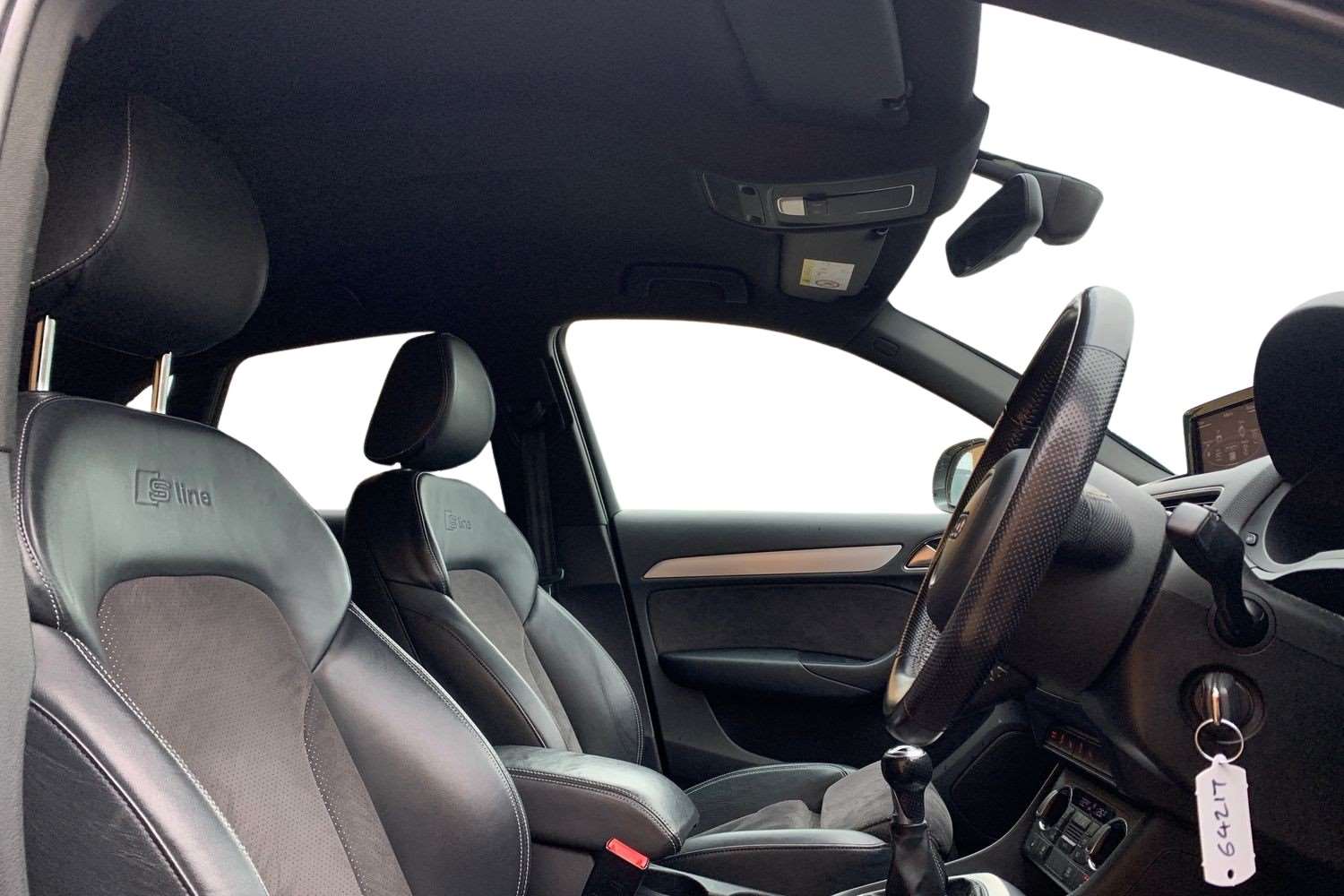 Used Audi Q3 2017 for sale - 76635662: Photo 4