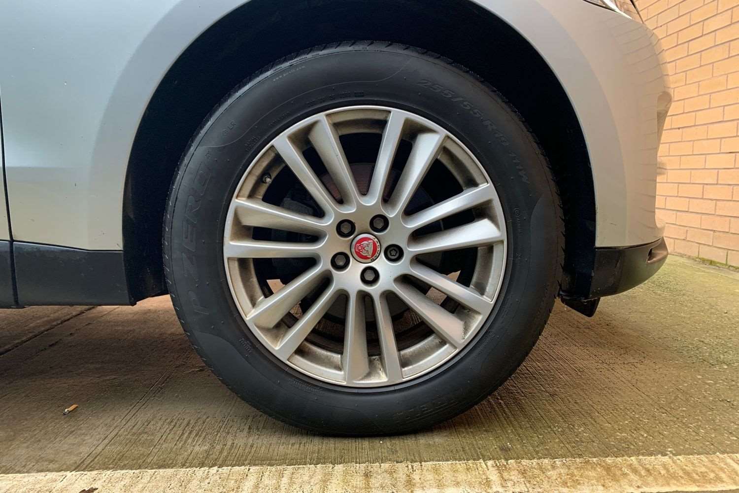 Used Jaguar F-Pace 2018 for sale - 77389072: Photo 8