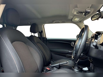 Used MINI Hatch 2018 for sale - 78754050: Photo