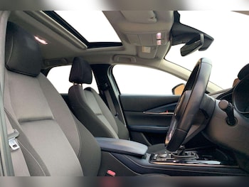 Used Mazda CX-30 2020 for sale - 77111576: Photo