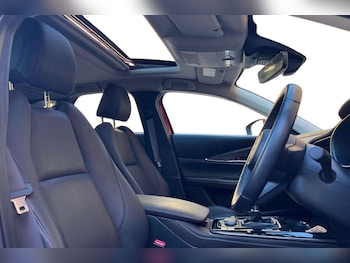 Used Mazda CX-30 2024 for sale - 77685770: Photo