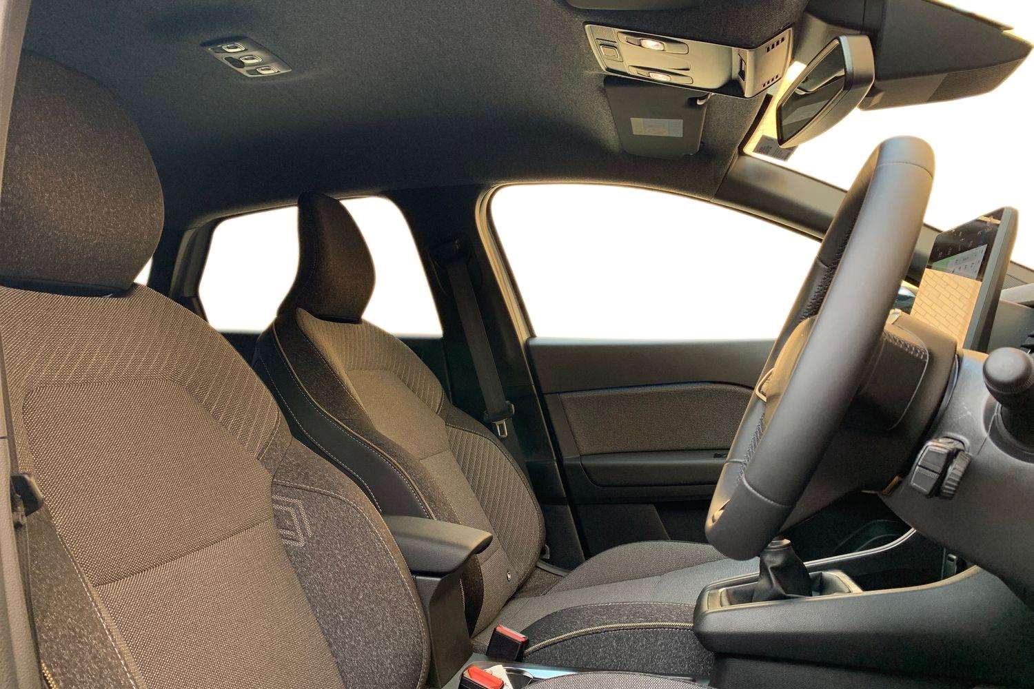 Used Renault Captur 2025 for sale - 77552236: Photo 4