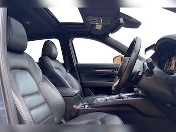 Used Mazda CX-5 2023 for sale - 76208796: Photo 4